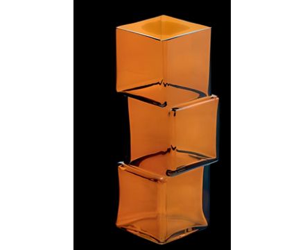 Ваза стекло Квадрат Смещенный h30 10*10 см карамель